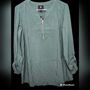 JM Collection Cove Green Blouse Size Small NWT